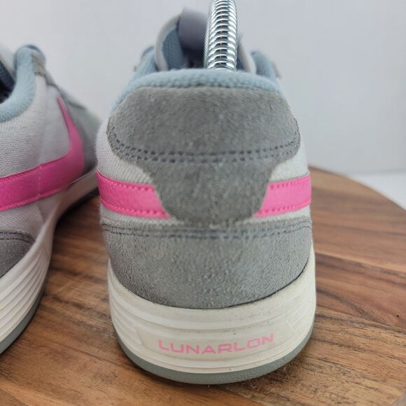 Nike Golf Womens Size 9.5 LUNARLON Gray Suede Pink Swoosh Shoes 704425-002 - Picture 5 of 9